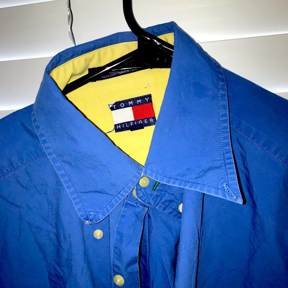 Button down Tommy Hilfiger shirt